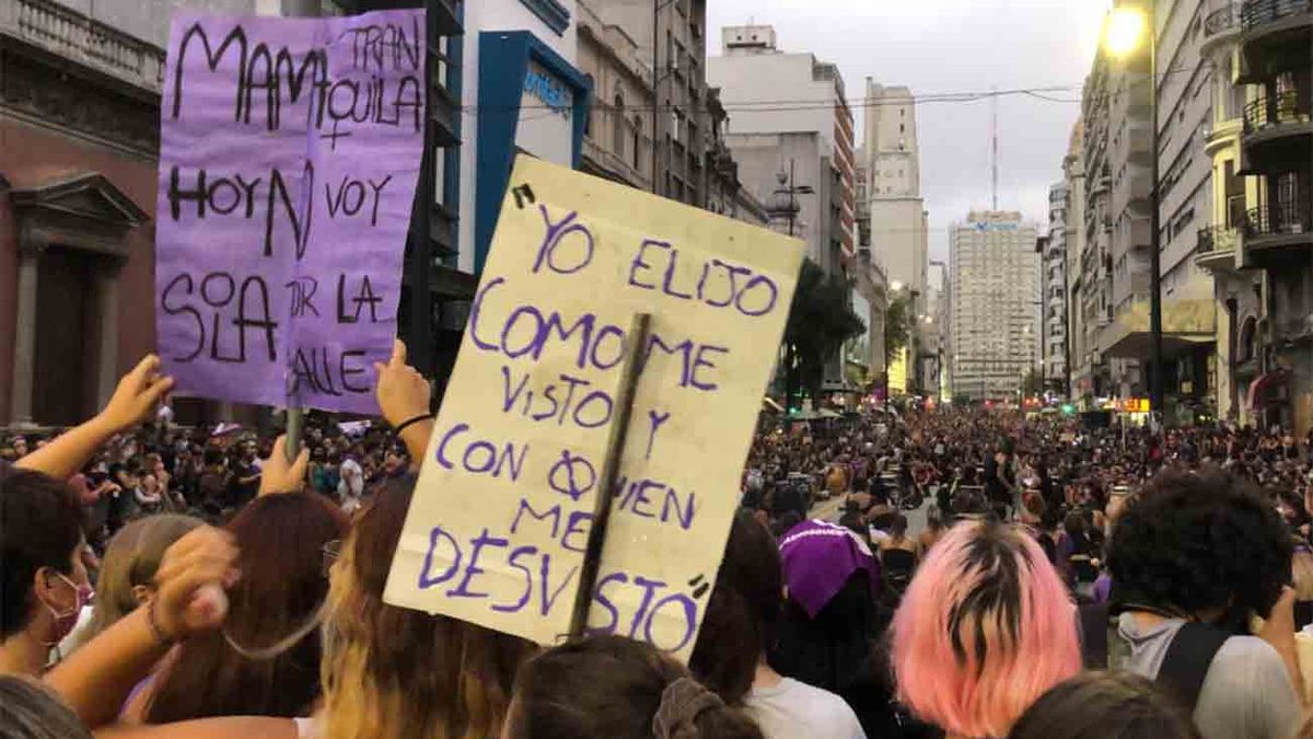 Feministas Cuestionaron Que Paro General Del PIT CNT Se Realice El 8 De