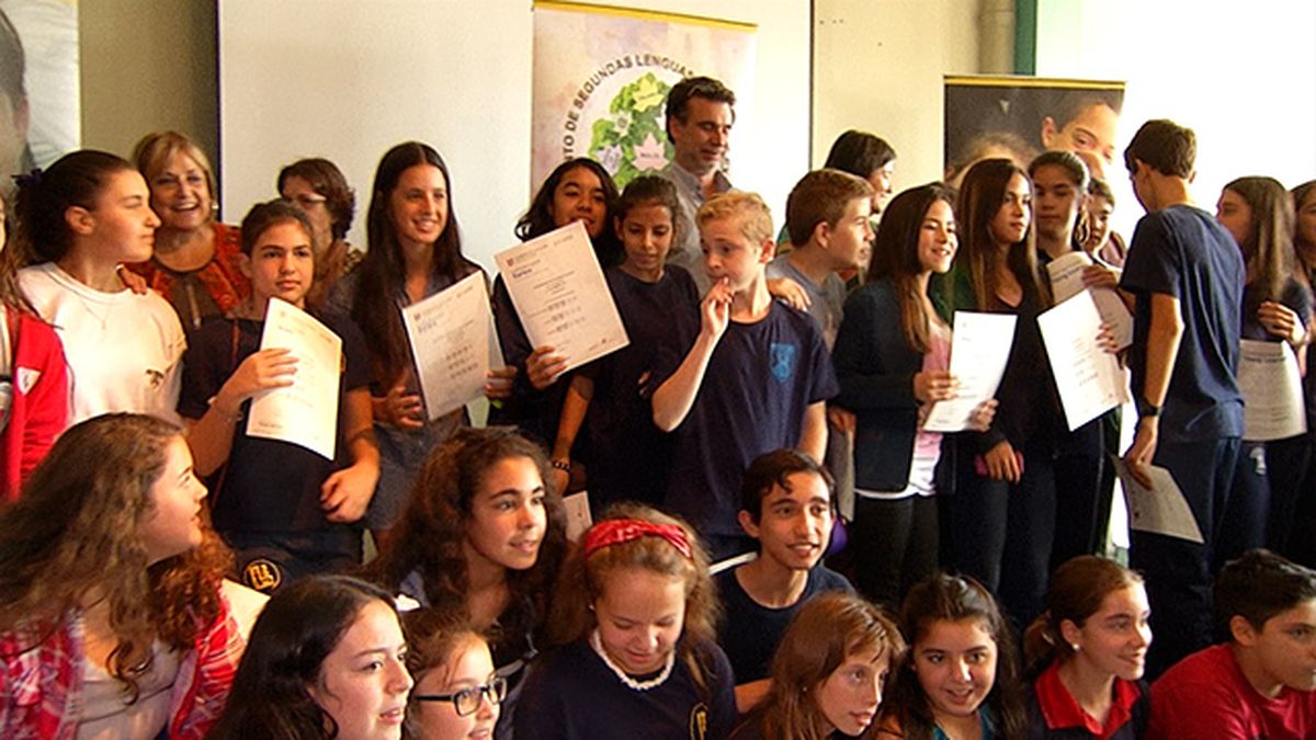 Ingl S En La Escuela Ni Os Recibieron Certificados De Cambridge