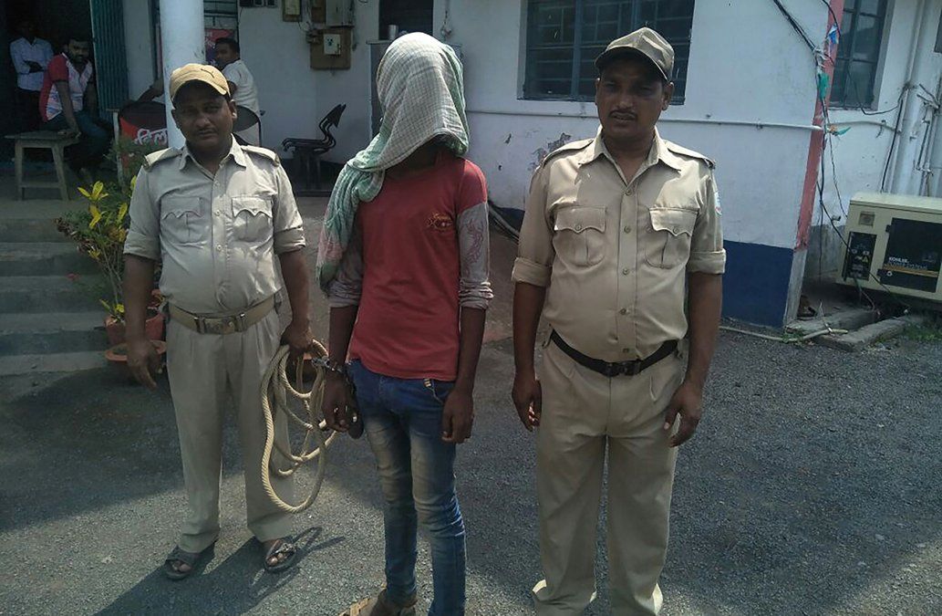 JOVEN DE 19 AÑOS DETENIDO COMO RESPONSABLE