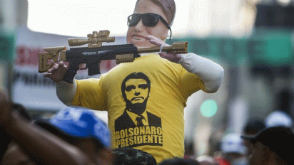 Bolsonaristas presentes en la carrera tradicional de San Silvestre