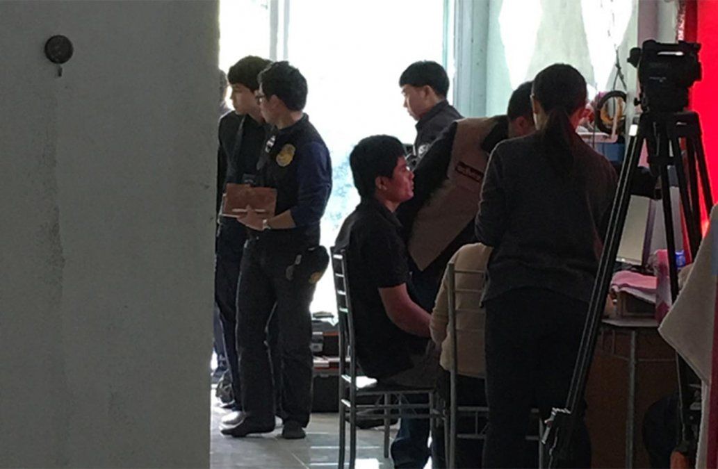 <div>Principal administrador de la web, Montri Salangam, ubicado en Tailandia</div>