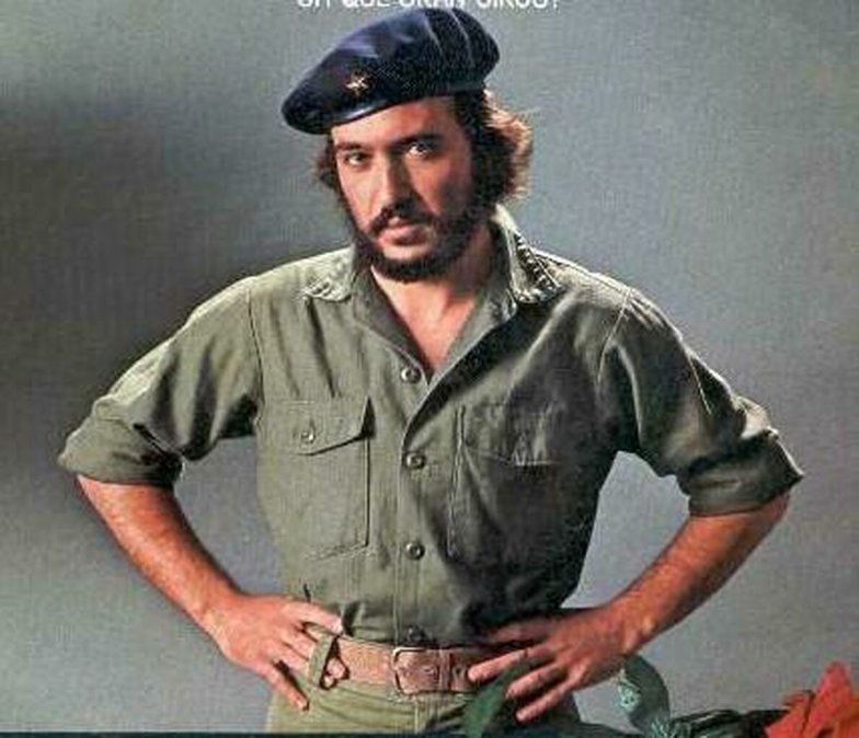 Andióin como "El Che" en el música "Evita" durante los años 80.
