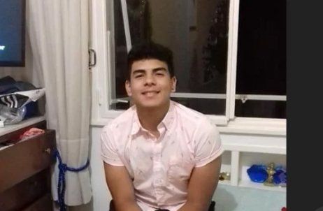 Fernando Báez, la víctima. Con mucho esfuerzo, estudiaba derecho en la UBA. Era único hijo,. Ten´´ia 19 años y ningún historial de violencia.