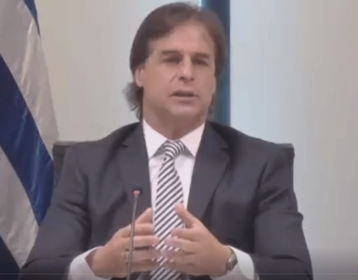 lacalle-pou-2.gif