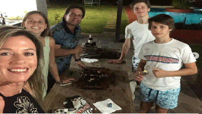 El matrimonio Lacalle Pou-Ponce De León con sus hijos : Violeta,Manuel y &nbsp;Luis Alberto