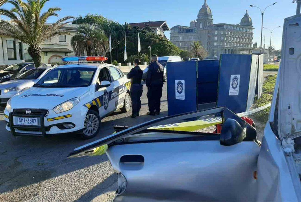 Así trabajaba esta mañana la Policía en el lugar del accidente fatal