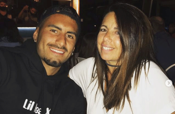 Verónica Sánchez junto a su hijo Andrés