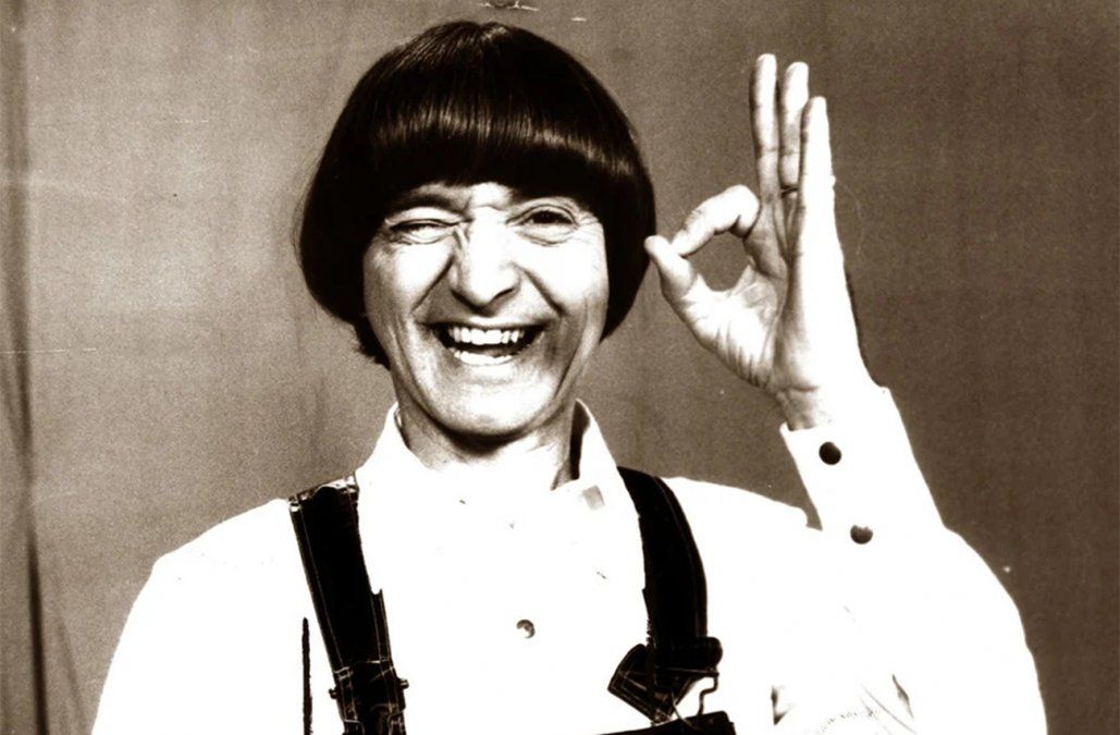 Carlitos y su clásica foto