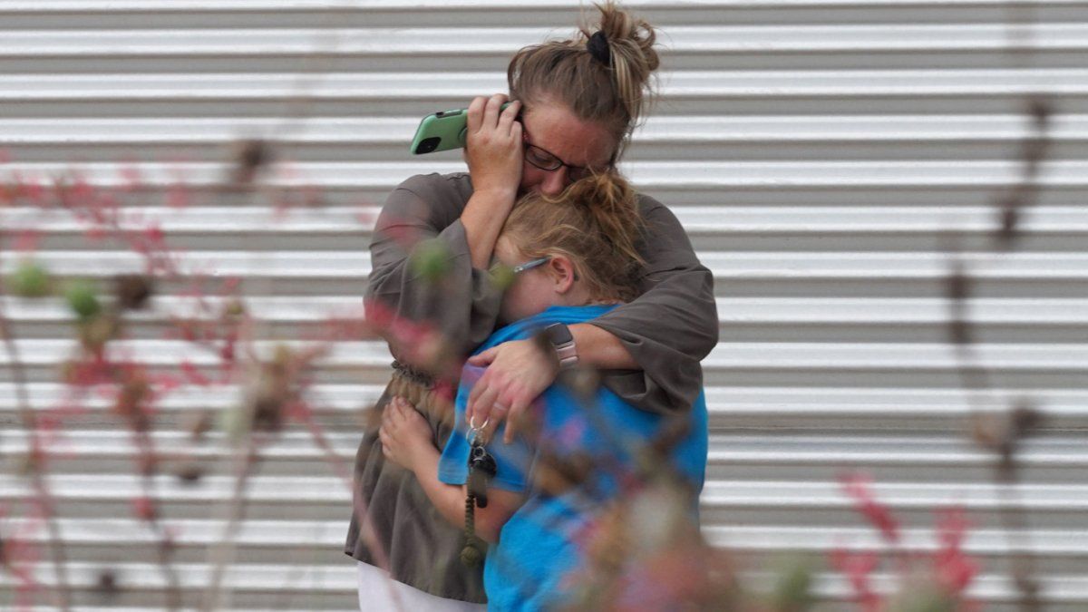 Son 19 niños y dos maestros las víctimas de un adolescente que abrió fuego  en una escuela primaria en Texas