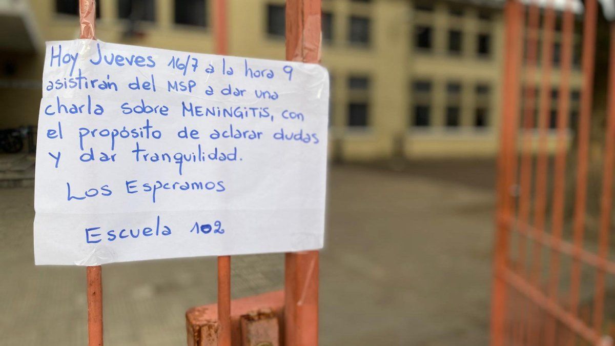 MSP anunció vacunación contra meningococo a alumnos de la Escuela 102 y del Jardín 374 que funciona al lado