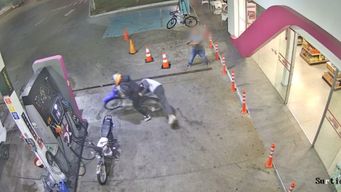 Intento de rapiña en estación de servicio terminó con un delincuente baleado por un policía de particular