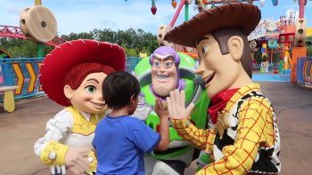 Subrayado | CINE TOY STORY LAND