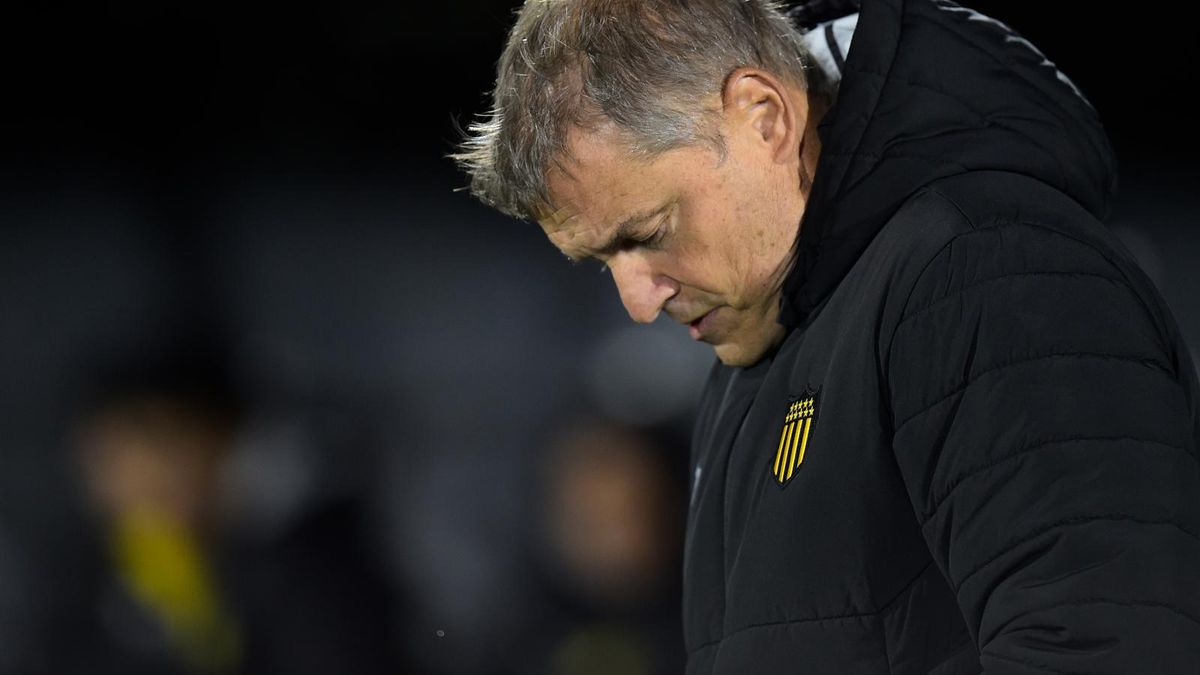 Wanderers y Peñarol empatan en el segundo tiempo, que se está jugando en el estadio Centenario