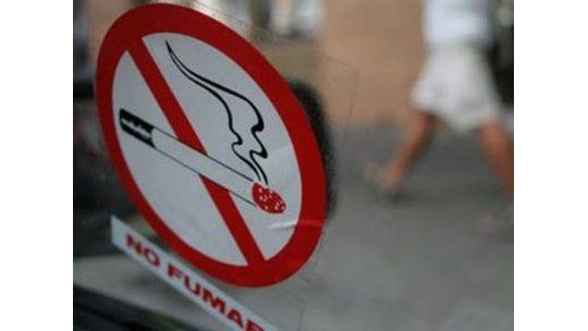 Entregan Premio Nacional de Medicina sobre el plan antitabaco
