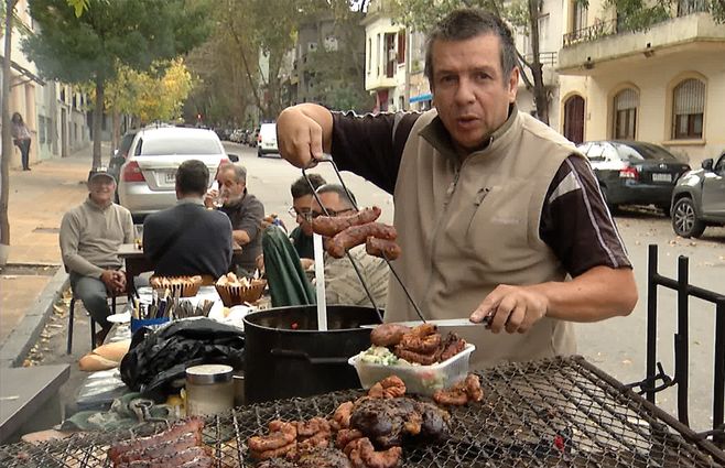 chorizos-medio-tanque-primero-de-mayo.jpg
