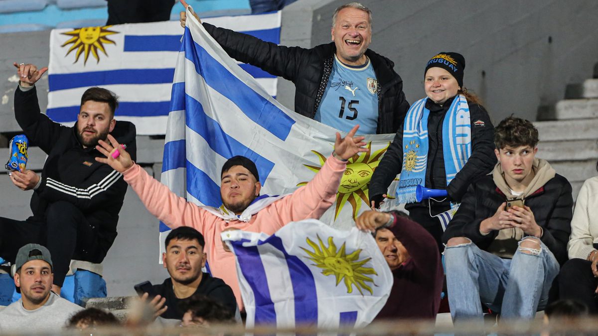 Uno a uno de Uruguay: los goles de De La Cruz y el equilibrio de Ugarte -  La Tercera