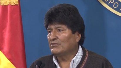 hasta que la asamblea nacional no acepte su renuncia, morales continua al mando