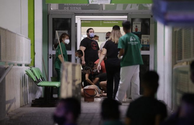 Hospital de Buenos Aires con paciente ingresado de urgencia. (AFP).