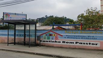 Fachada de la guardería Cantinho Bom Pastor, donde ocurrió el tiroteo en el estado de Santa Catarina, Brasil. Foto: captura Google Maps