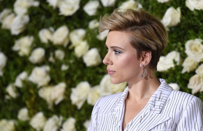 Scarlett Johansson premios tony 2018 AFP.jpg