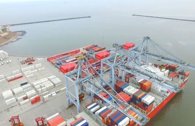 puerto-de-montevideo-ingreso.jpg