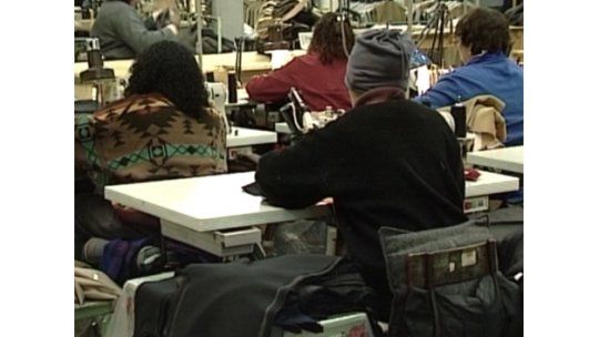El 58% de los trabajadores de la vestimenta están en negro