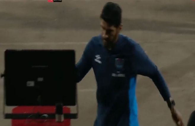 Loco-Abreu-VAR.jpg