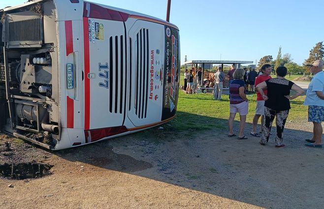 Accidente-EGA-Flores-vuelco-foto-a-Yanina