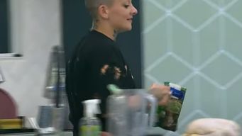 gran hermano: furia eligio una cancion que emociono a varios en la casa y en especial a sabrina