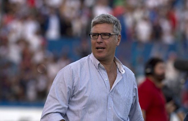 Gutiérrez dejó Nacional después de ser campeón en la temporada 2014/2015. Se fue con un contrato a Medio Oriente. Luego estuvo en Liga de Quito. 