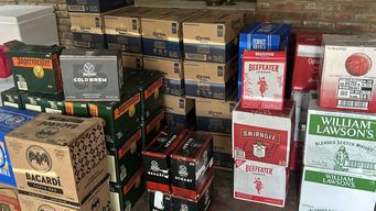 incautan millonario contrabando de bebidas alcoholicas traidas de brasil que eran vendidas por redes sociales