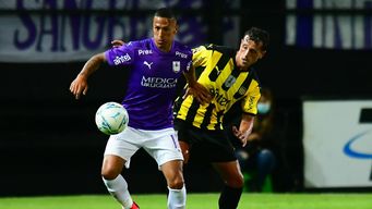 penarol volvio a perder, ahora con defensor sporting, y enciende luces de alarma