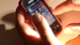 dos detenidos en uruguay por caso de grupo de whatsapp en el que difundian imagenes de explotacion sexual infantil