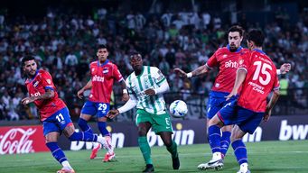 Nacional perdió en su debut por Copa Libertadores: Foto: Luis Benavides / VizzorImage / FocoUy