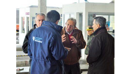 Operativo único de control migratorio en el puente Paysandú-Colón