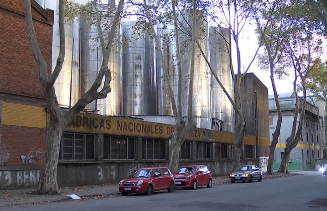 FNC-Fábricas-Nacionales-de-Cerveza-fachada.jpg