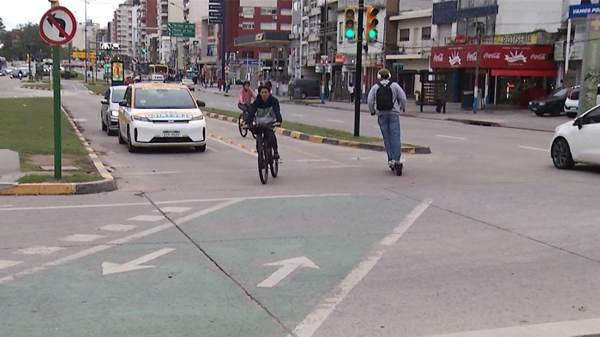 Registro de monopatines, edad mínima para circular y uso en ruta; Congreso de Intendentes analiza propuesta de Unasev