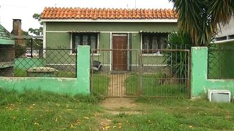 Foto: Subrayado. Casa donde vivía la víctima en Piedras Blancas.