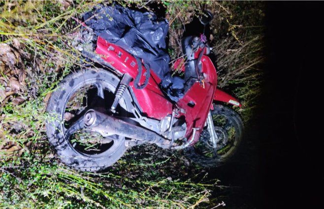 Moto rapiñada a la víctima, en Lagomar, recuperada en Pando.