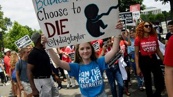 la corte suprema de estados unidos anula el derecho al aborto