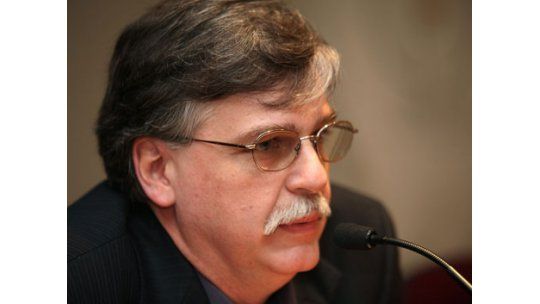 Ex vicecanciller ecuatoriano será el jefe de prensa de Mujica