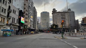 servicios del 1 de enero: transporte, comercio y recoleccion de residuos en ano nuevo