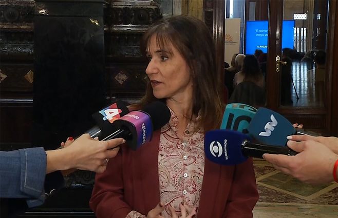 Ancap "sigue teniendo suficiente solidez" para enfrentar variaciones del petróleo y los combustibles, dijo su presidenta