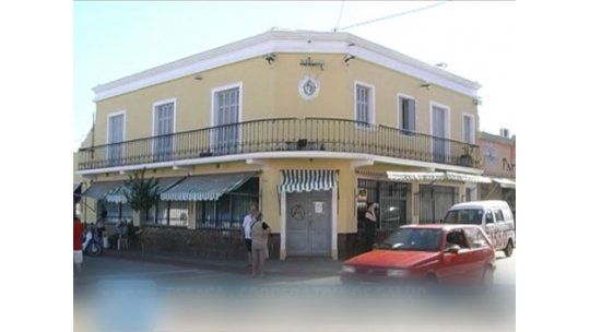 Robó cien mil dólares de su trabajo y se entregó a la Justicia