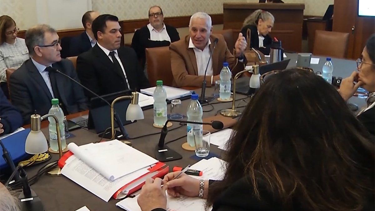 Negro concurrió al Parlamento por químico incautado en Argentina con documentos falsos que había pasado por Uruguay