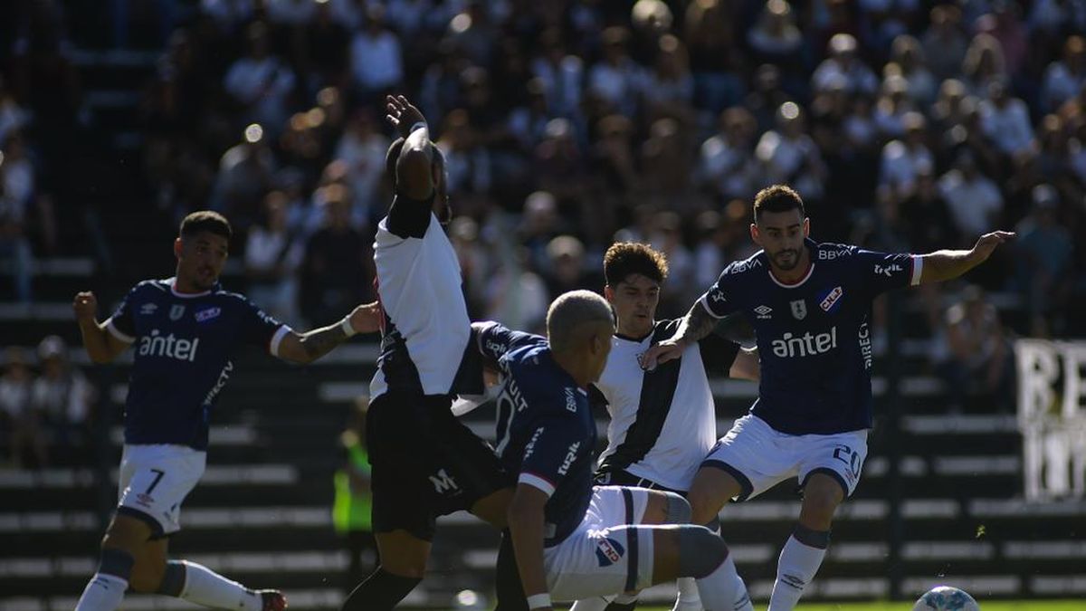 El Nacional le arrebata el Apertura al Peñarol, que empató con el Danubio