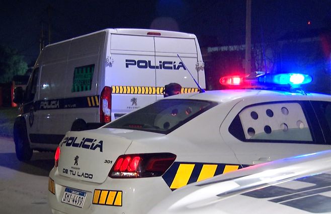 patrullero-policia-homicidio-hallazgo-científica-crimen.jpg