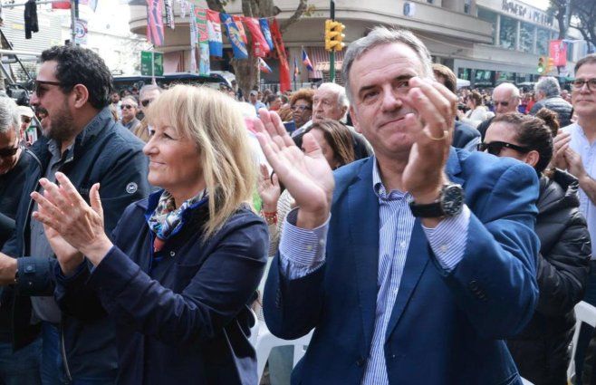 Cosse y Orsi en acto del PIT-CNT. FocoUy