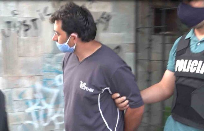 FEMICIDA-VIOLADORSAN-CARLOS.jpg