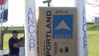 sindicato de ancap ocupa la planta de portland de paysandu